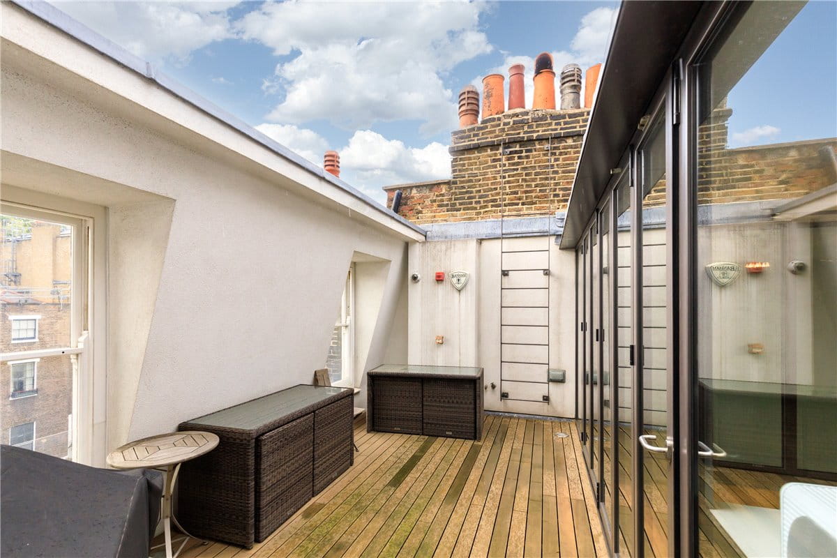 5 bedroom house, Montagu Square, Marylebone W1H - Available