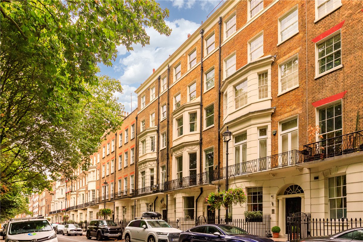 5 bedroom house, Montagu Square, Marylebone W1H - Available