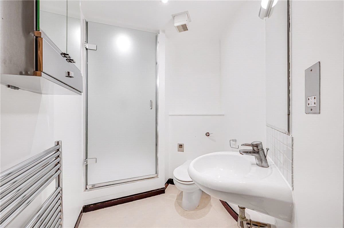 2 bedroom flat, Marylebone High Street, London W1U - Available