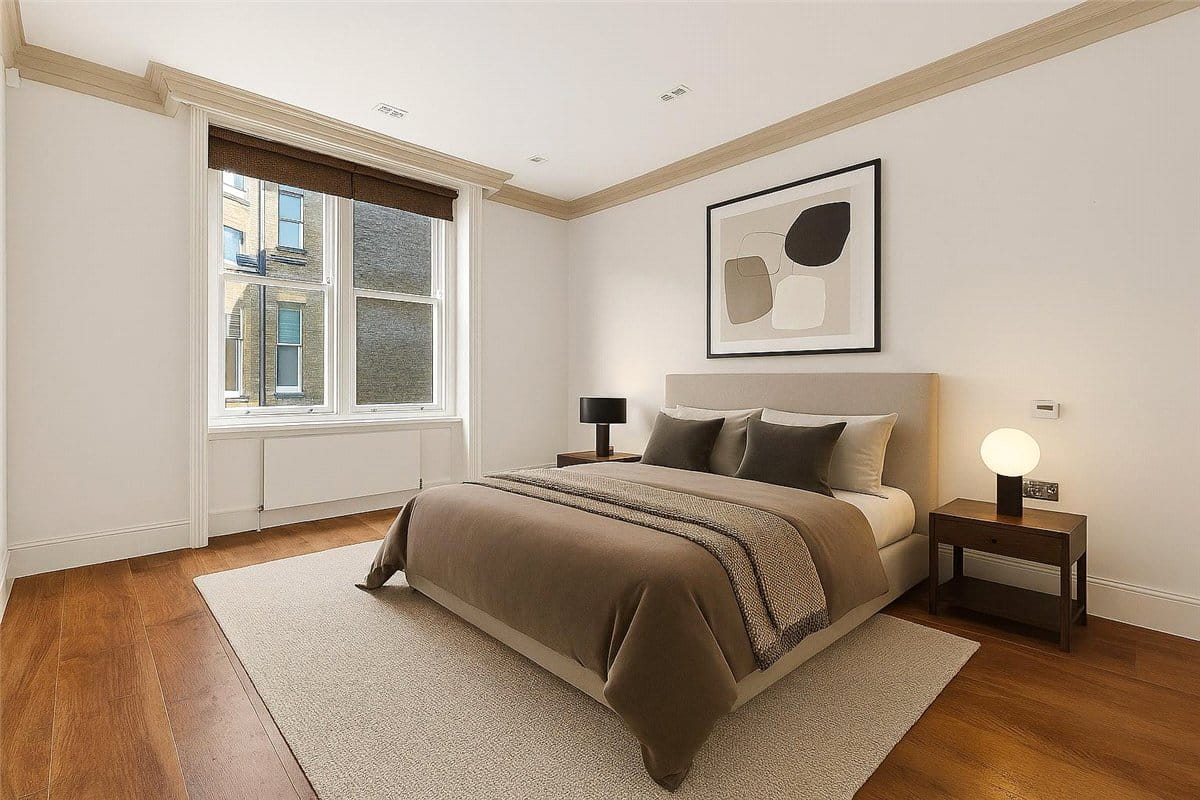 4 bedroom flat, Marylebone Road, Marylebone NW1 - Available