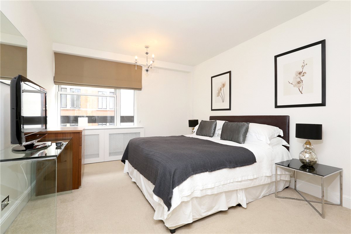 2 bedroom flat, Weymouth Street, Marylebone W1W - Available
