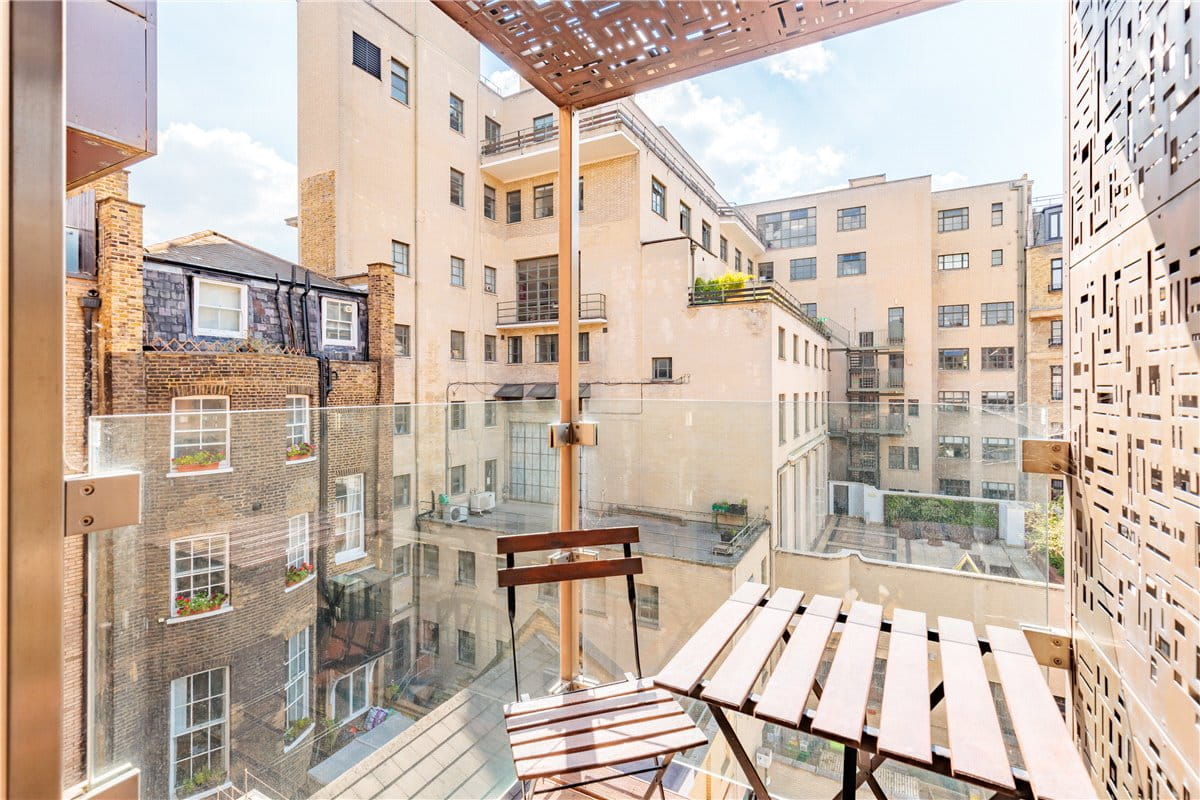 2 bedroom flat, Weymouth Street, London W1W - Available