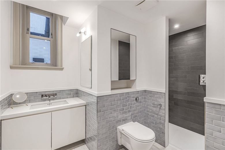 2 bedroom flat, Devonshire Street, Marylebone W1W