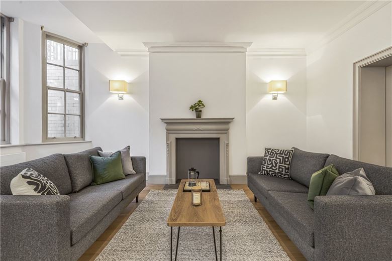 2 bedroom flat, Devonshire Street, Marylebone W1W