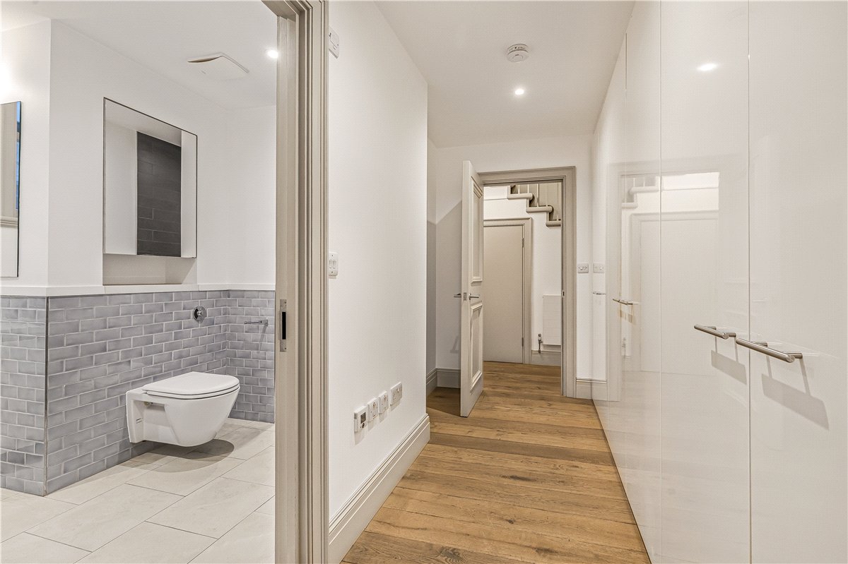 2 bedroom flat, Devonshire Street, Marylebone W1W