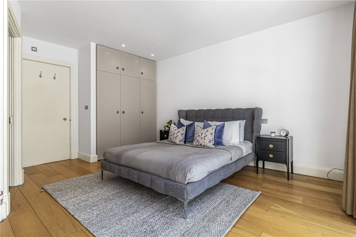 4 bedroom house, Cavendish Mews South, Marylebone W1W - Available