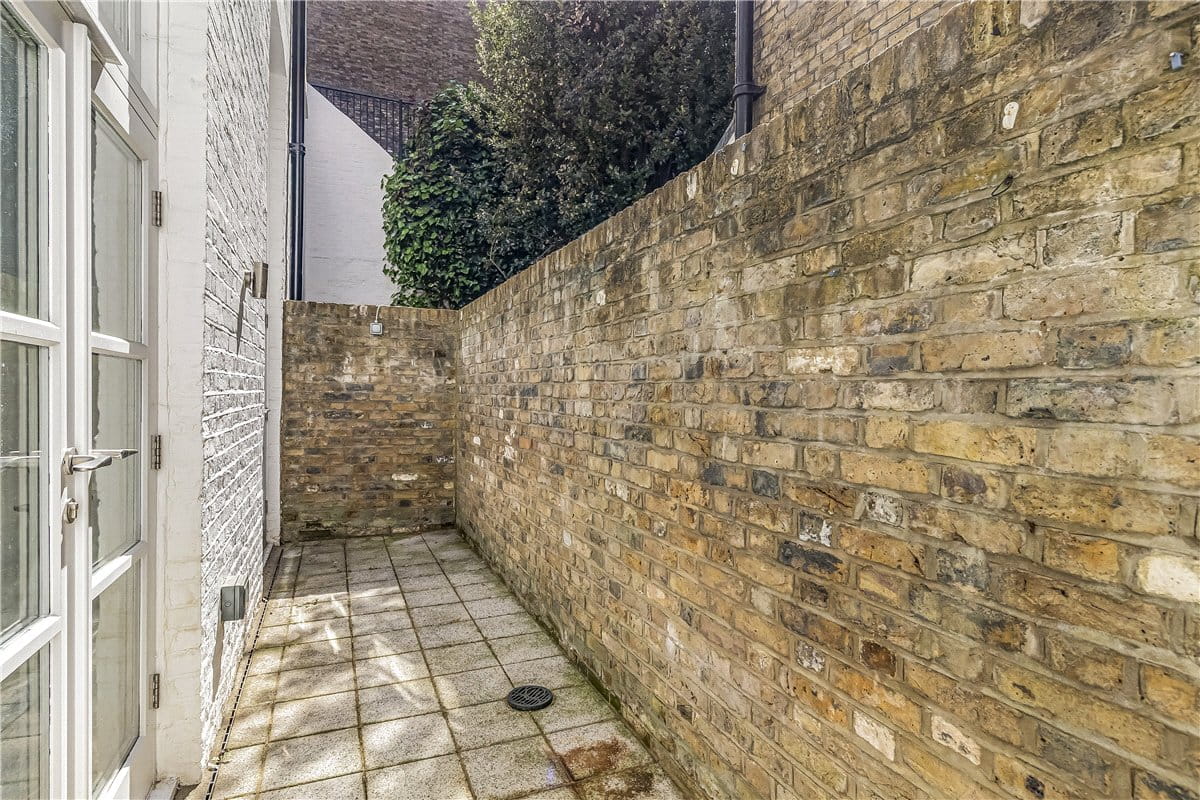 4 bedroom house, Cavendish Mews South, Marylebone W1W - Available