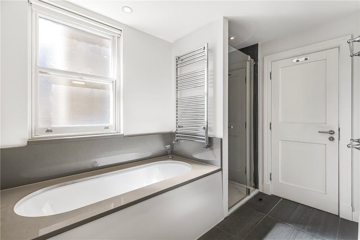 3 bedroom maisonette, Devonshire Street, Marylebone W1G - Available
