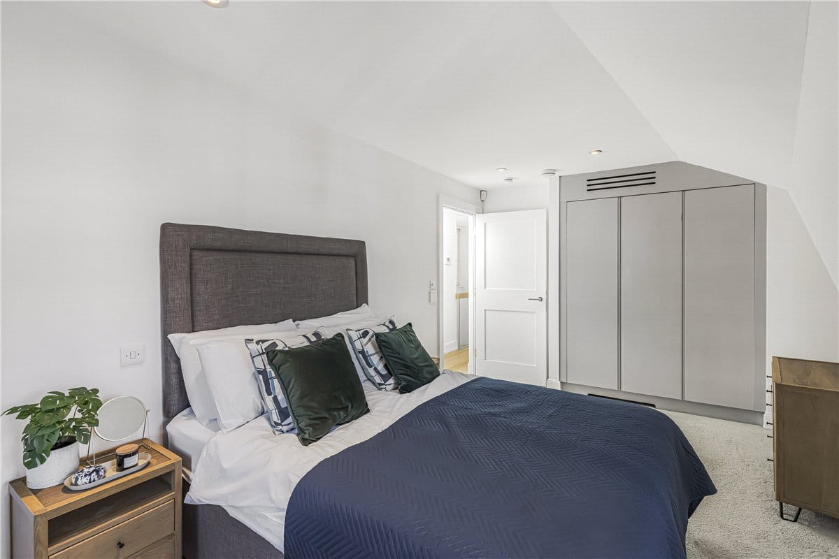 3 bedroom maisonette, Devonshire Street, Marylebone W1G - Available
