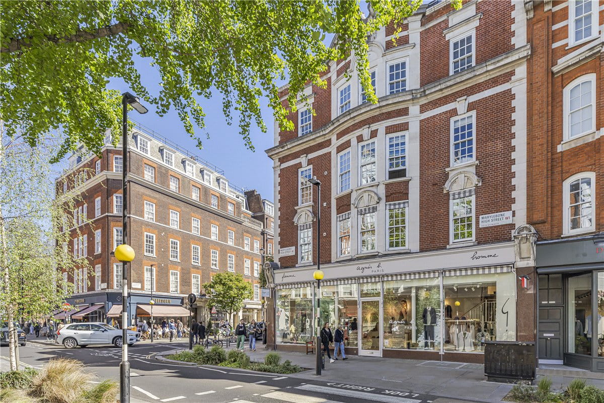 3 bedroom maisonette, Devonshire Street, Marylebone W1G - Available