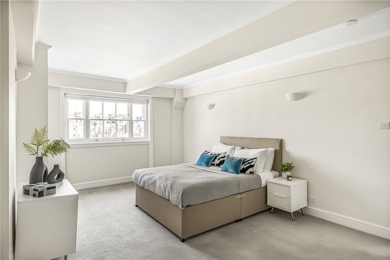 2 bedroom flat, Weymouth Street, Marylebone W1G - Available