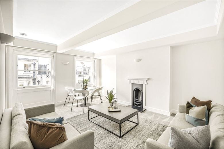 2 bedroom flat, Weymouth Street, Marylebone W1G - Available