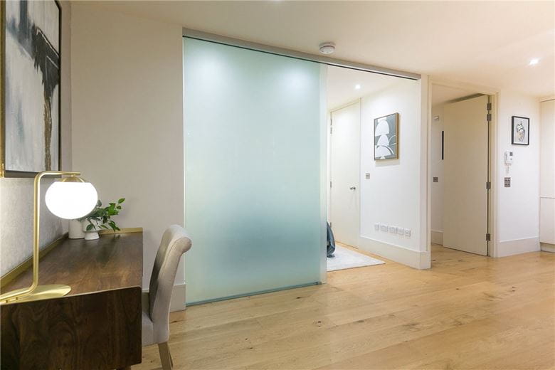 1 bedroom flat, Armitage Apartments, 228 Great Portland Street W1W - Available