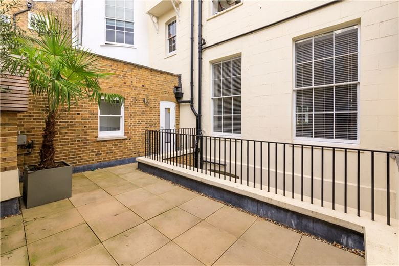 3 bedroom flat, Gloucester Place, Marylebone W1U - Let Agreed