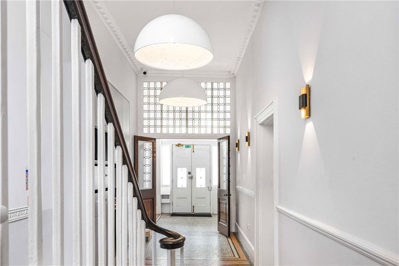 4 bedroom flat, Devonshire Place, Marylebone W1G - Available
