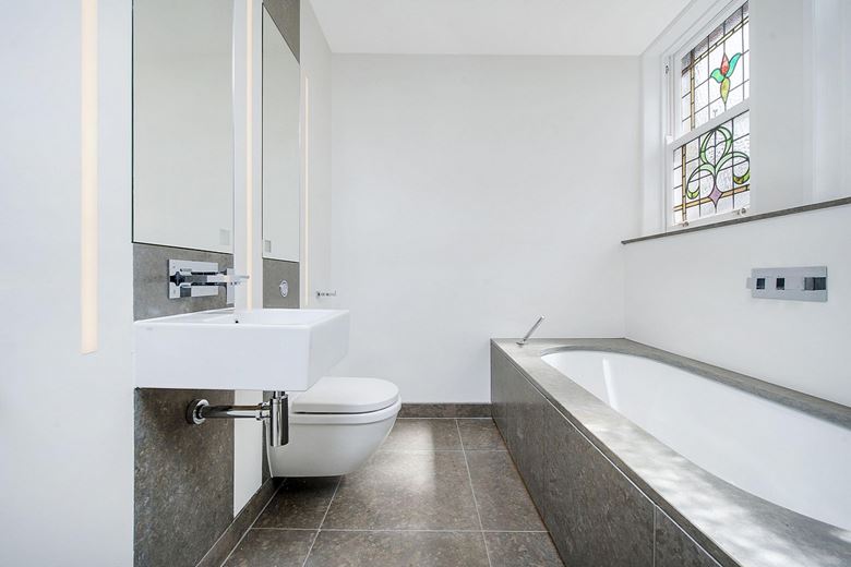 3 bedroom flat, Weymouth Street, Marylebone W1G - Available