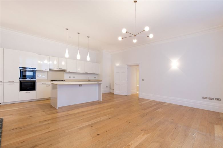 2 bedroom flat, Montagu Square, Marylebone W1H - Let Agreed
