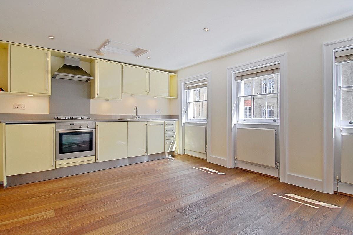 1 bedroom flat, Seymour Street, Marylebone W1H - Available