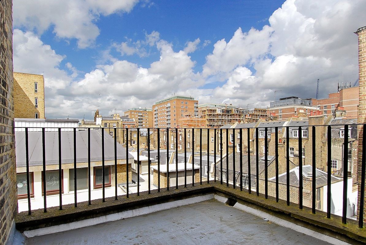 1 bedroom flat, Seymour Street, Marylebone W1H - Available