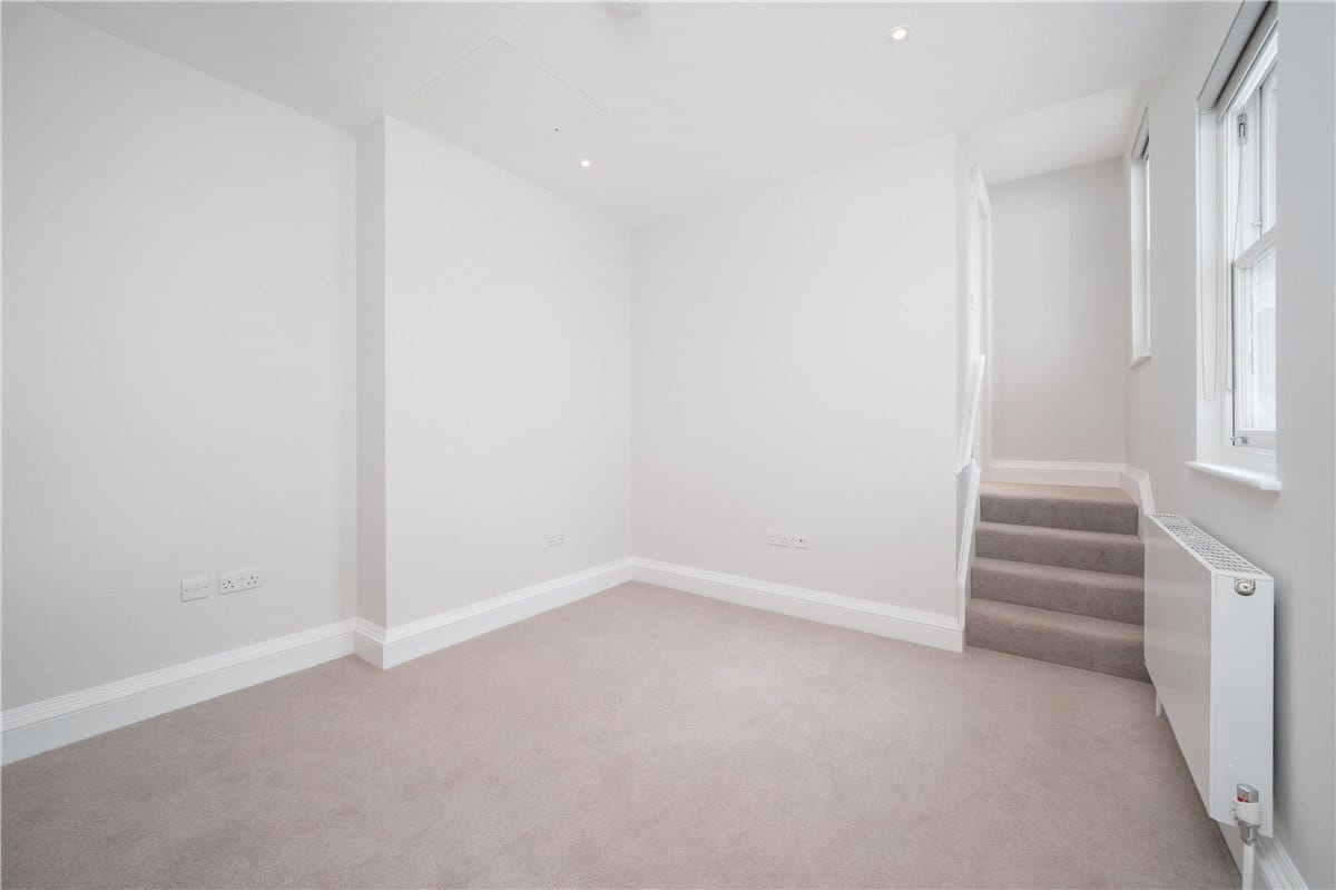 1 bedroom flat, Gloucester Place, London W1U - Available