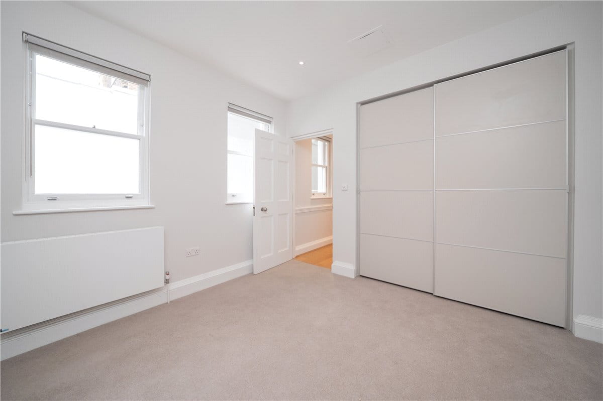 1 bedroom flat, Gloucester Place, London W1U - Available