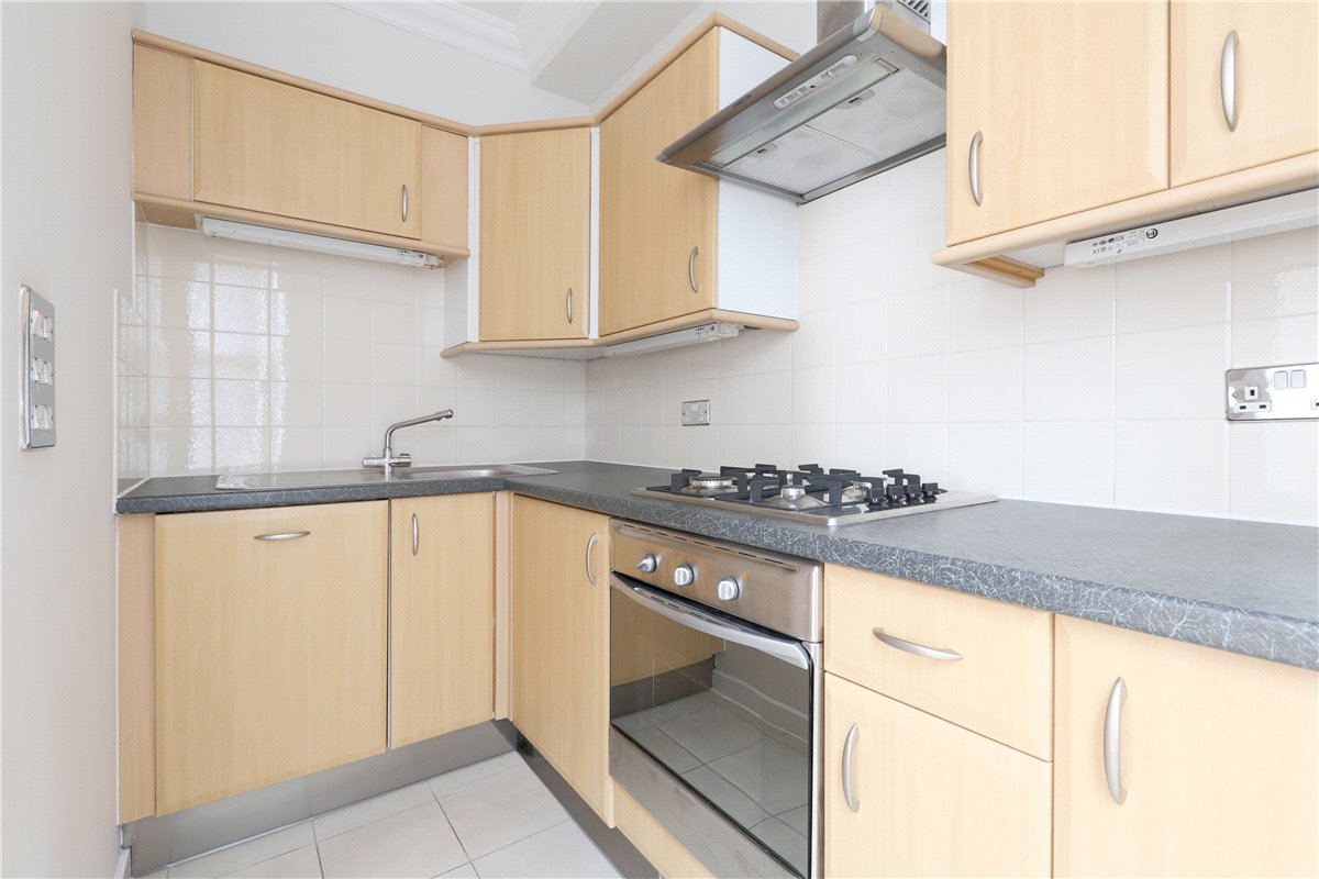1 bedroom flat, Seymour Place, Marylebone W1H - Available