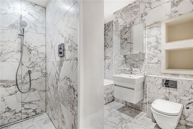 2 bedroom flat, Devonshire Place, Marylebone W1G - Available