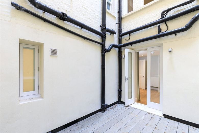 1 bedroom flat, Upper Berkeley Street, Marylebone W1H - Let Agreed