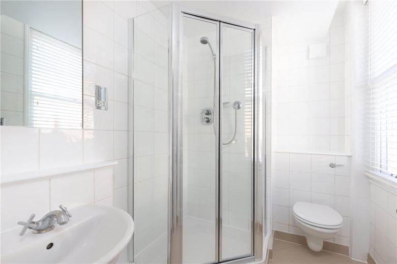 2 bedroom flat, Manchester Street, Marylebone W1U - Available