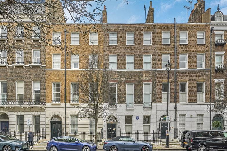 3 bedroom flat, Upper Wimpole Street, Marylebone W1G - Available
