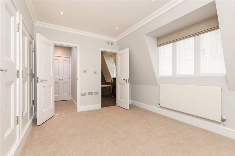 2 bedroom flat, Great Cumberland Place, Marylebone W1H - Available
