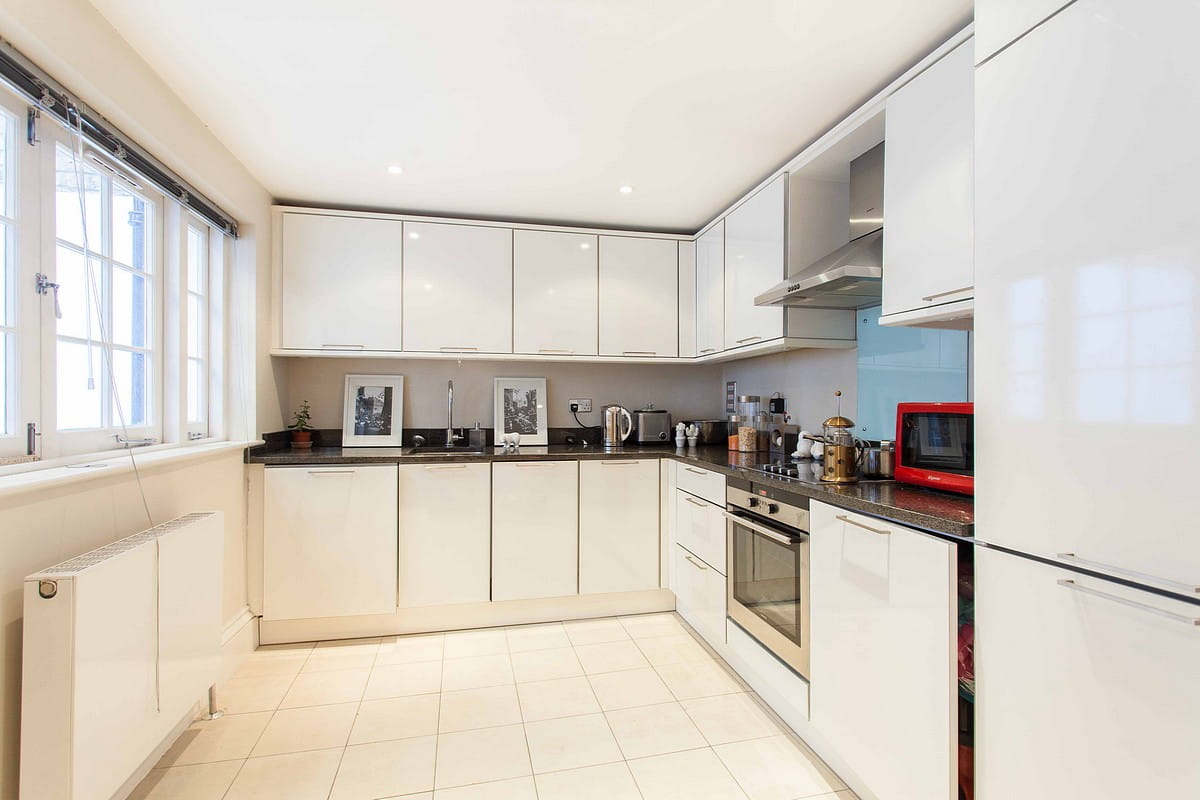 1 bedroom flat, Manchester Street, Marylebone W1U - Available