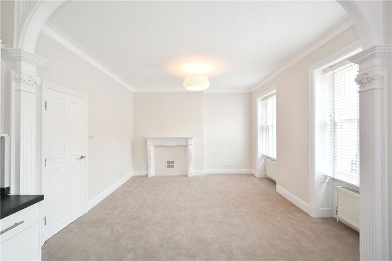 1 bedroom flat, Gloucester Place, Marylebone W1U - Let Agreed