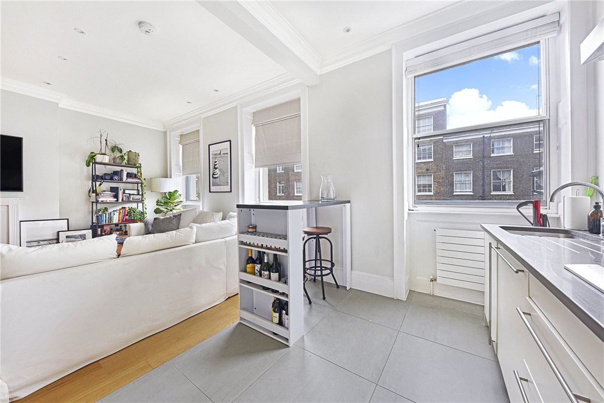 1 bedroom flat, Gloucester Place, Marylebone W1U - Available