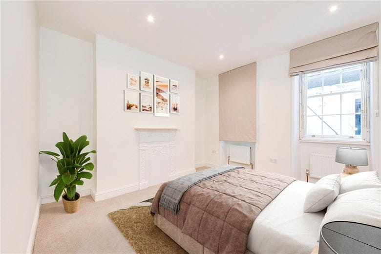 1 bedroom flat, Robert Adam Street, Marylebone W1U