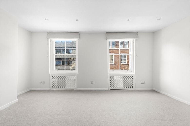  bedroom flat, Seymour Place, London W1H - Available