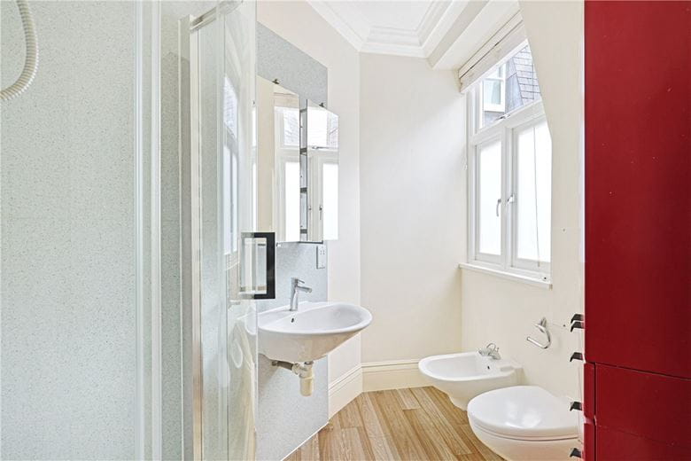 3 bedroom flat, New Cavendish Street, Marylebone W1W - Available