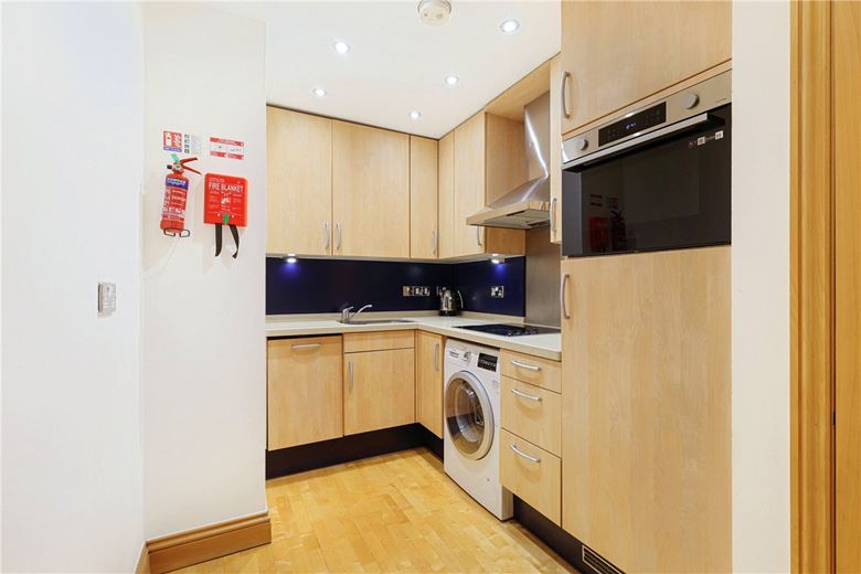 1 bedroom flat, Argyll Street, London W1F - Let Agreed