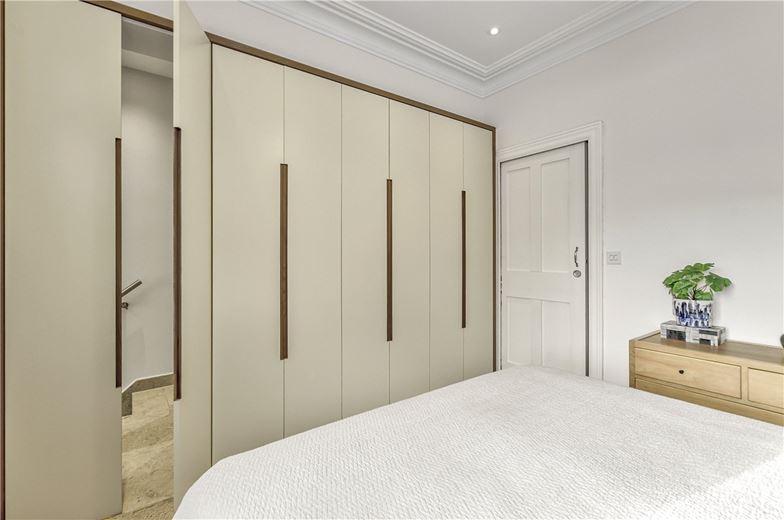 2 bedroom flat, New Cavendish Street, Marylebone W1G - Available