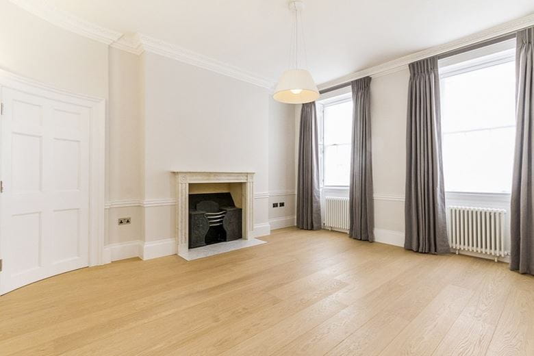 1 bedroom flat, Manchester Street, Marylebone W1U - Available