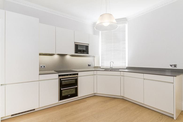 1 bedroom flat, Manchester Street, Marylebone W1U - Available