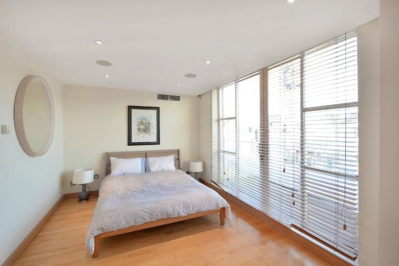 2 bedroom flat, James Street, Marylebone W1U