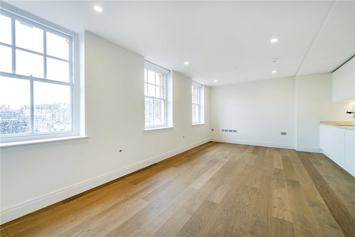 1 bedroom flat, New Cavendish Street, Marylebone W1G - Available
