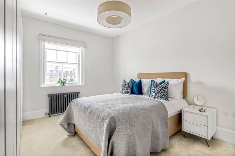 2 bedroom flat, Wimpole Street, London W1G - Available