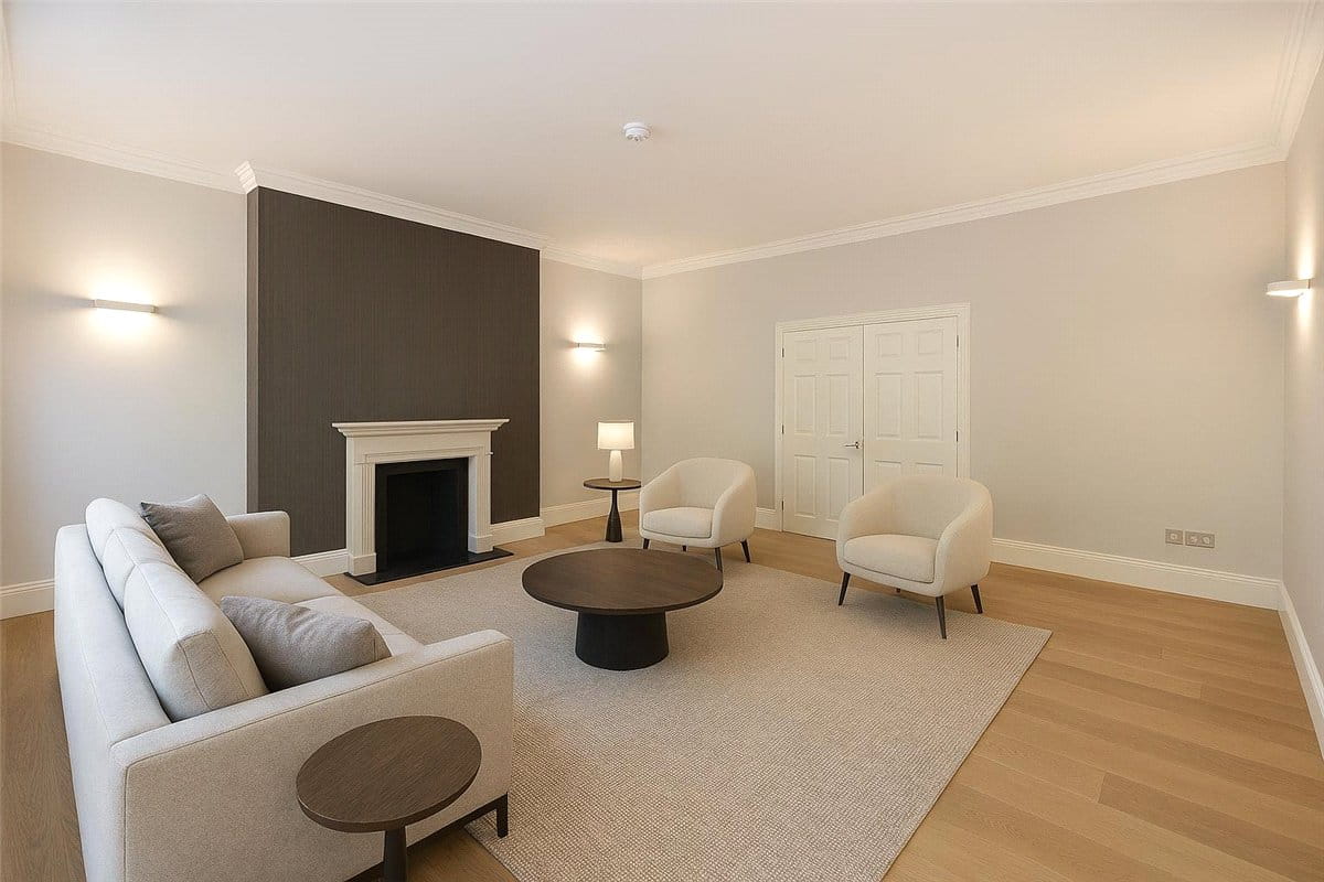 2 bedroom flat, Bryanston Square, Marylebone W1H - Available