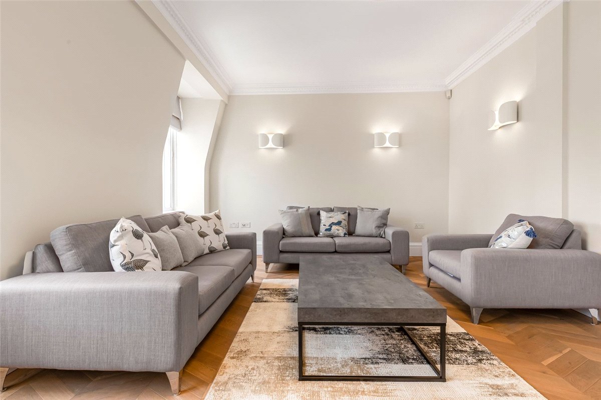 3 bedroom flat, Weymouth Street, Marylebone W1G - Available