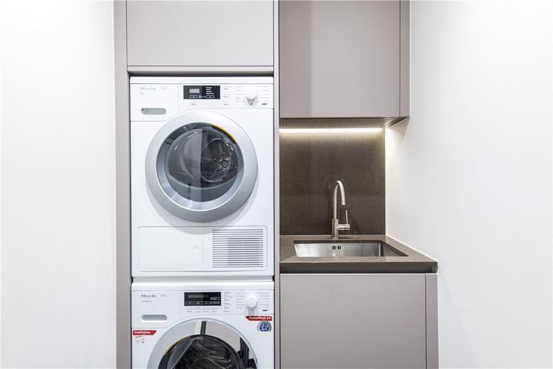 2 bedroom flat, Marylebone High Street, London W1U - Let Agreed