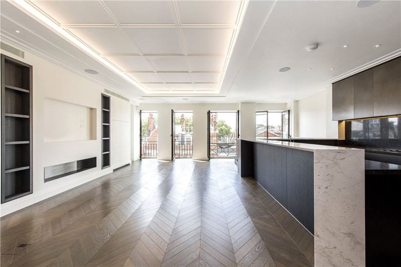 2 bedroom flat, Marylebone High Street, London W1U - Let Agreed