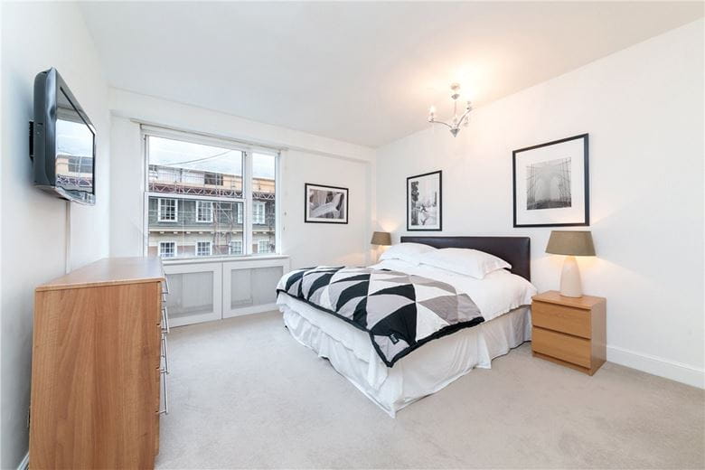 3 bedroom flat, Weymouth Street, Fitzrovia W1W - Available