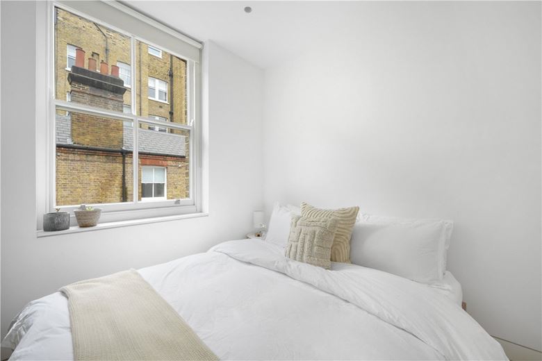 3 bedroom house, Bingham Place, London W1U - Available